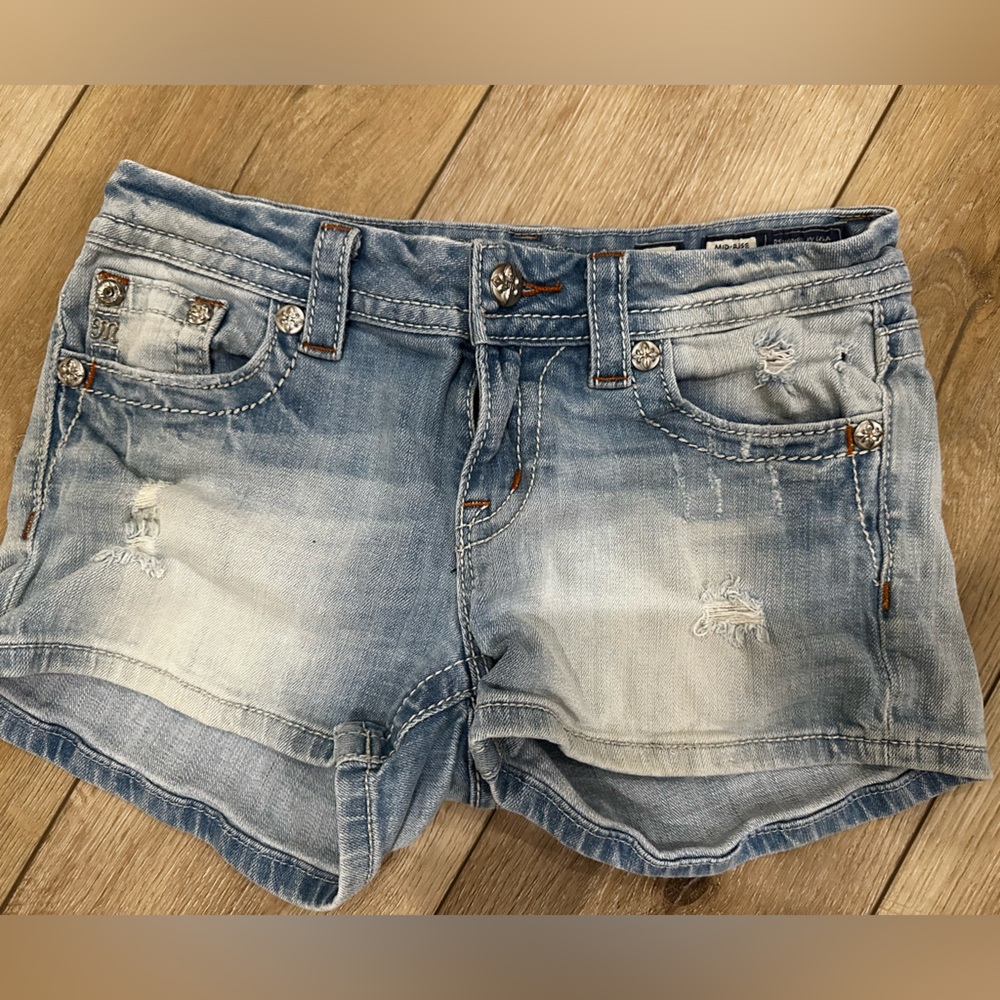 Distressed miss me Jean shorts